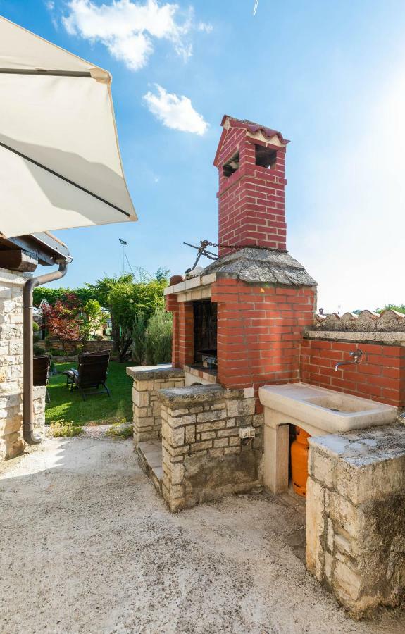 Holiday Home Ana Kanfanar Dış mekan fotoğraf